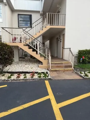 99 Capri C Delray Beach FL 33484