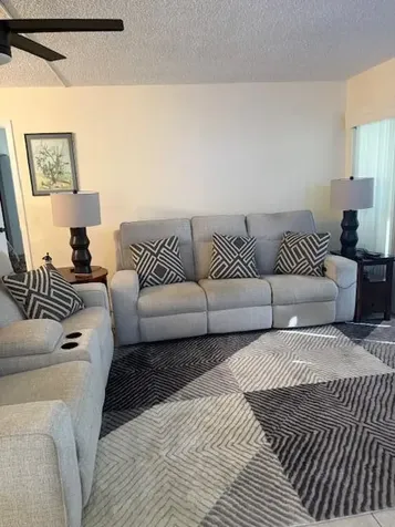 99 Capri C Delray Beach FL 33484