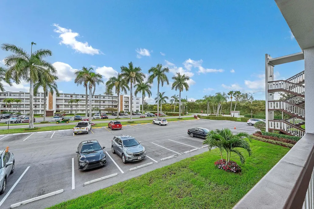 2049 Hythe C Boca Raton FL 33434