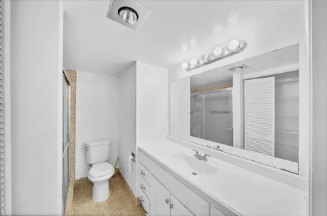 2049 Hythe C Boca Raton FL 33434