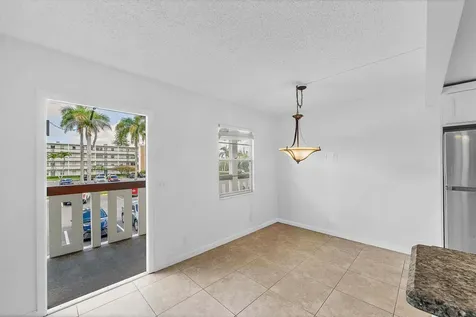 2049 Hythe C Boca Raton FL 33434