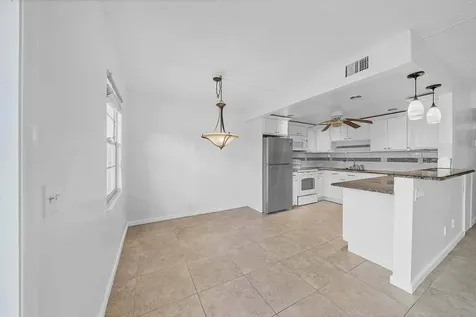 2049 Hythe C Boca Raton FL 33434