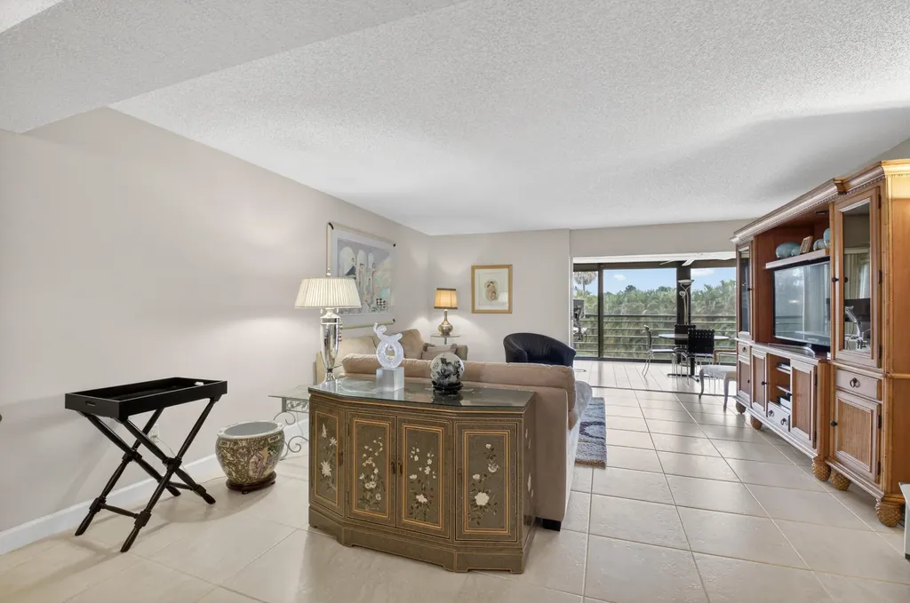 9260 SW 14th Street Boca Raton FL 33428