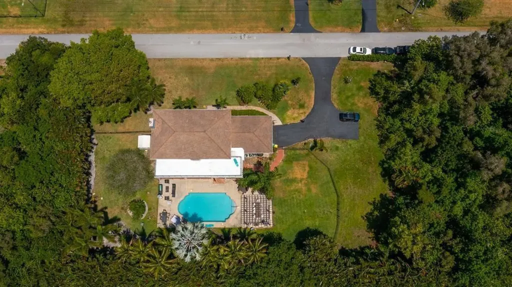11650 SW 1st Street Plantation FL 33325
