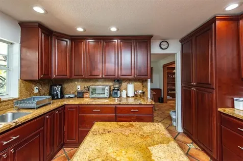 11650 SW 1st Street Plantation FL 33325