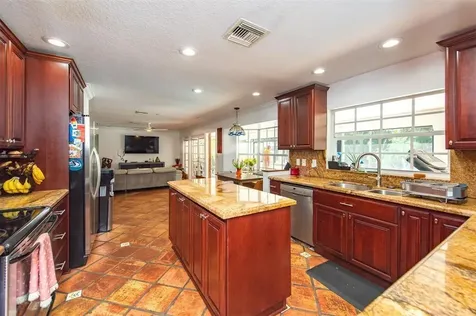 11650 SW 1st Street Plantation FL 33325