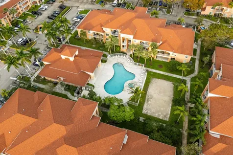 6960 SW 39th Davie FL 33314