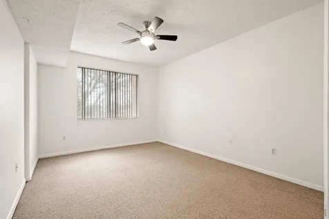 6960 SW 39th Davie FL 33314