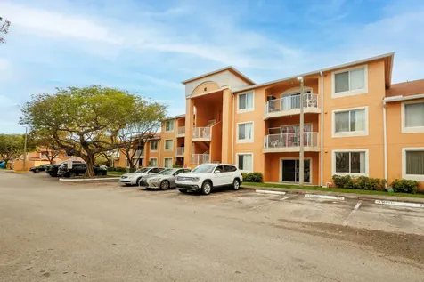6960 SW 39th Davie FL 33314