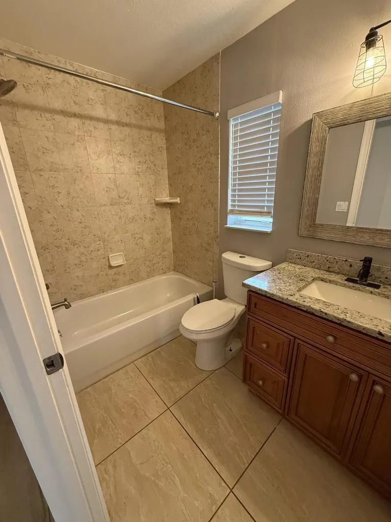 249 NE Glentry Avenue Port St Lucie FL 34983