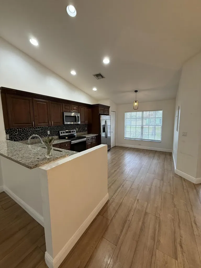 249 NE Glentry Avenue Port St Lucie FL 34983