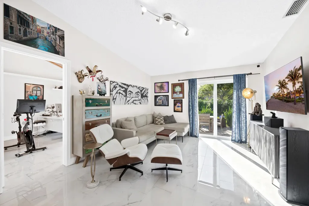 16000 Laurel Oak Circle Delray Beach FL 33484