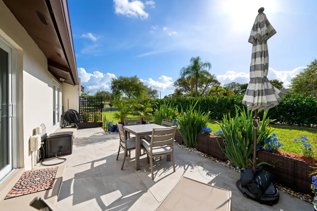 16000 Laurel Oak Circle Delray Beach FL 33484
