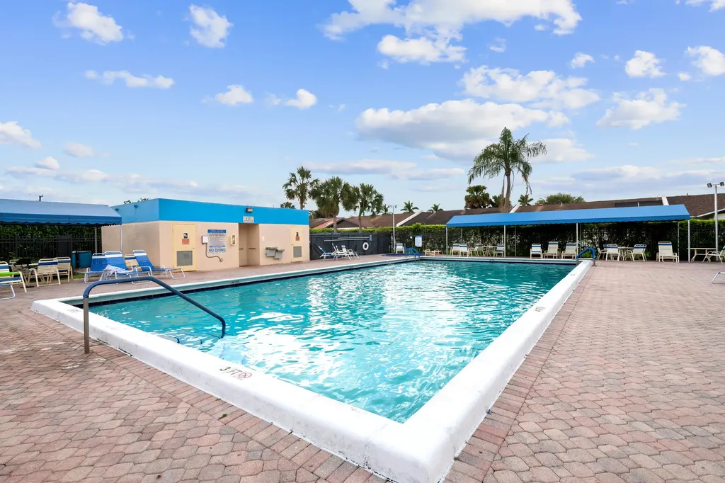 16000 Laurel Oak Circle Delray Beach FL 33484
