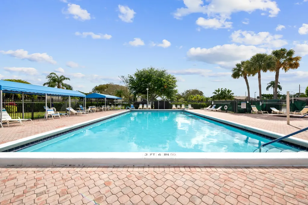 16000 Laurel Oak Circle Delray Beach FL 33484