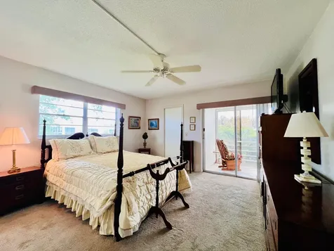 314 Wellington D West Palm Beach FL 33417