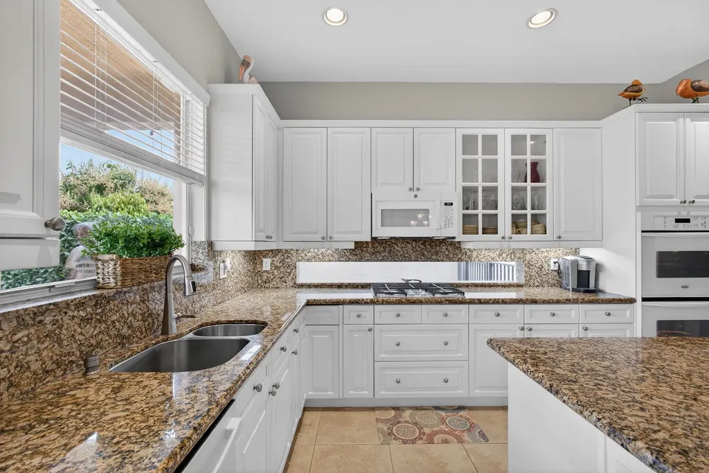 127 Casa Grande Court Palm Beach Gardens FL 33418