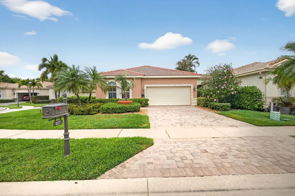 127 Casa Grande Court Palm Beach Gardens FL 33418