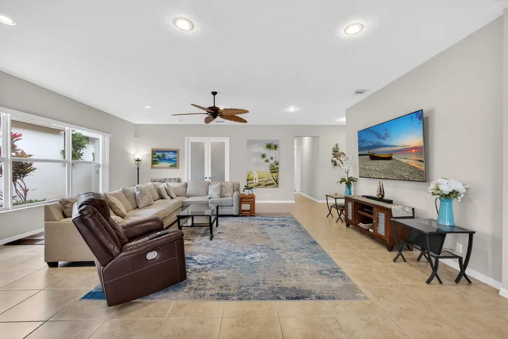 127 Casa Grande Court Palm Beach Gardens FL 33418
