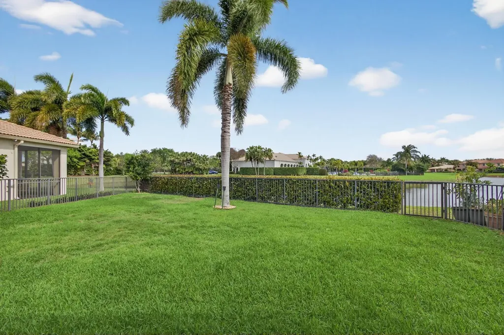 127 Casa Grande Court Palm Beach Gardens FL 33418