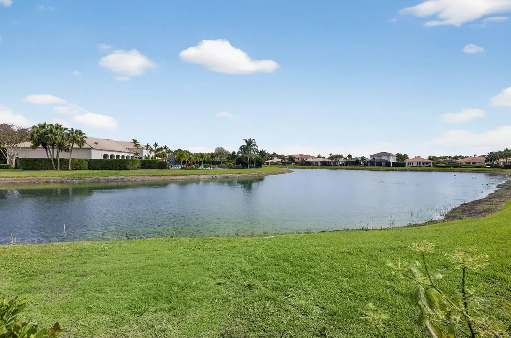 127 Casa Grande Court Palm Beach Gardens FL 33418