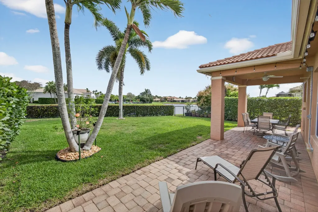 127 Casa Grande Court Palm Beach Gardens FL 33418