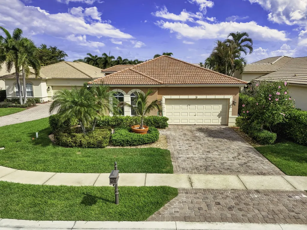 127 Casa Grande Court Palm Beach Gardens FL 33418