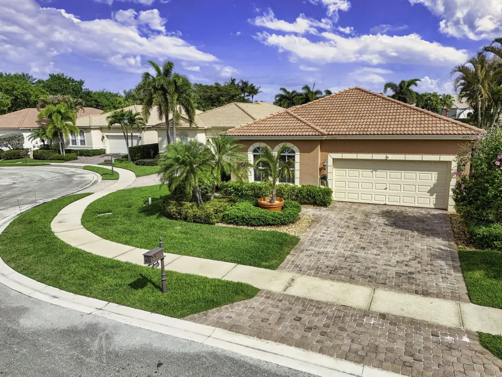 127 Casa Grande Court Palm Beach Gardens FL 33418