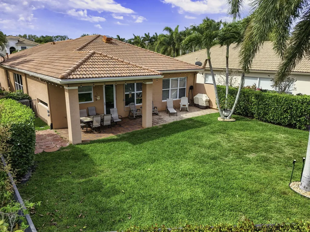 127 Casa Grande Court Palm Beach Gardens FL 33418