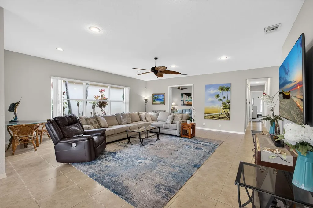 127 Casa Grande Court Palm Beach Gardens FL 33418