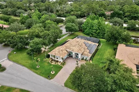 8260 Meredith Place Vero Beach FL 32968