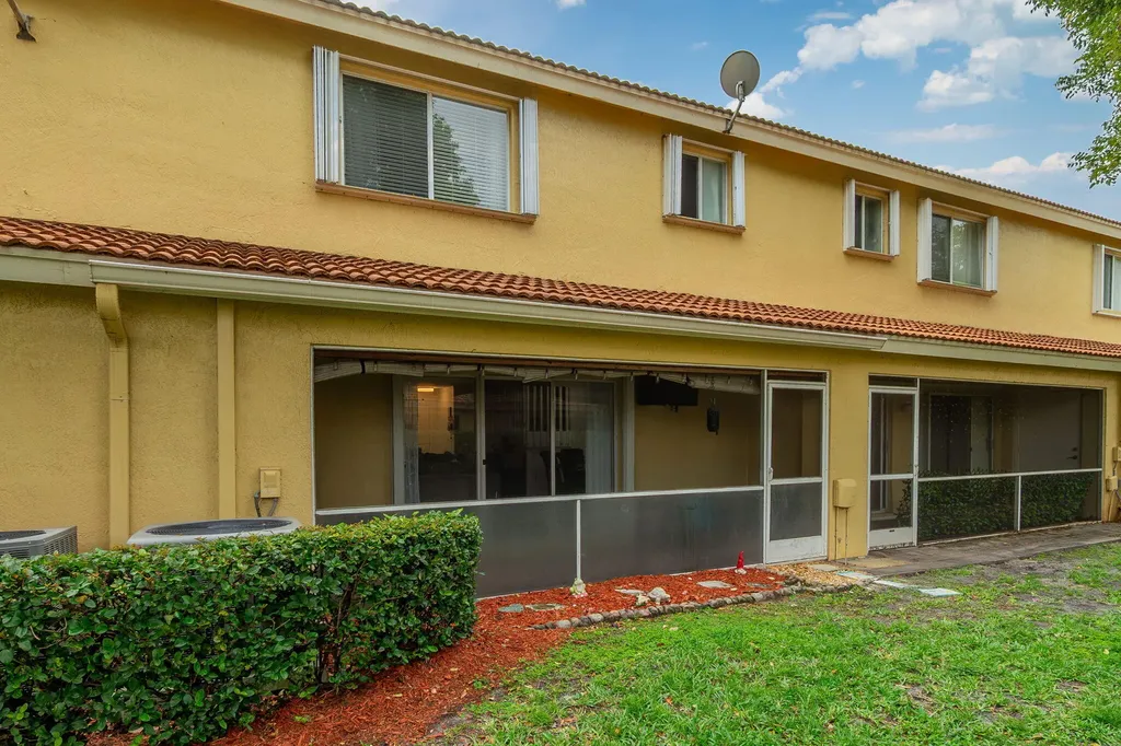 1510 Arezzo Circle Boynton Beach FL 33436