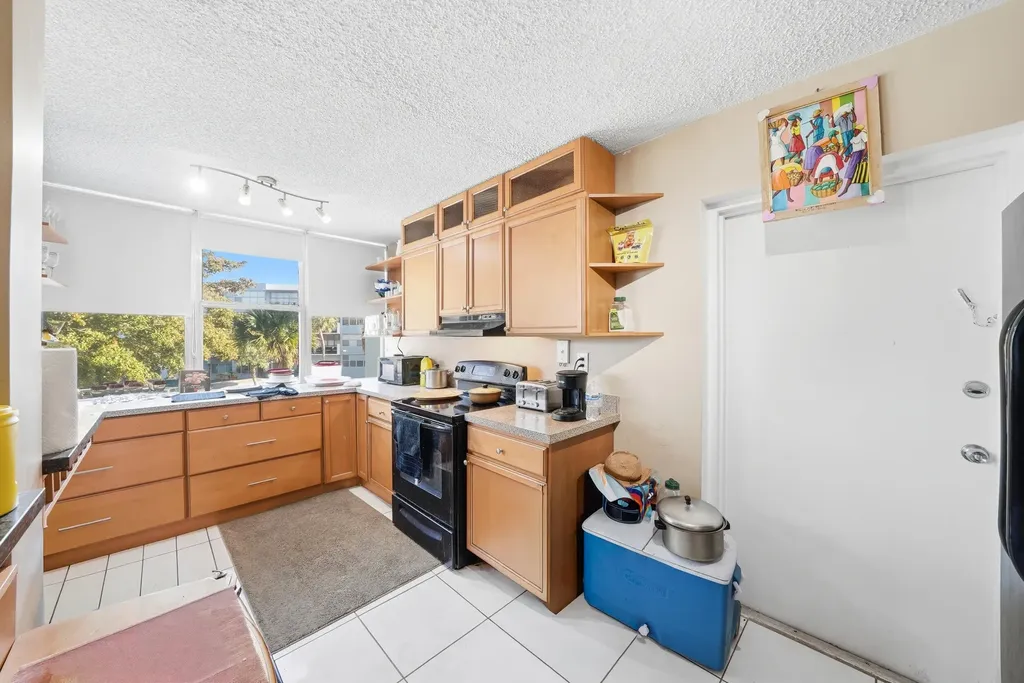 16850 S Glades Drive North Miami Beach FL 33162