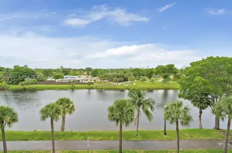 16850 S Glades Drive North Miami Beach FL 33162