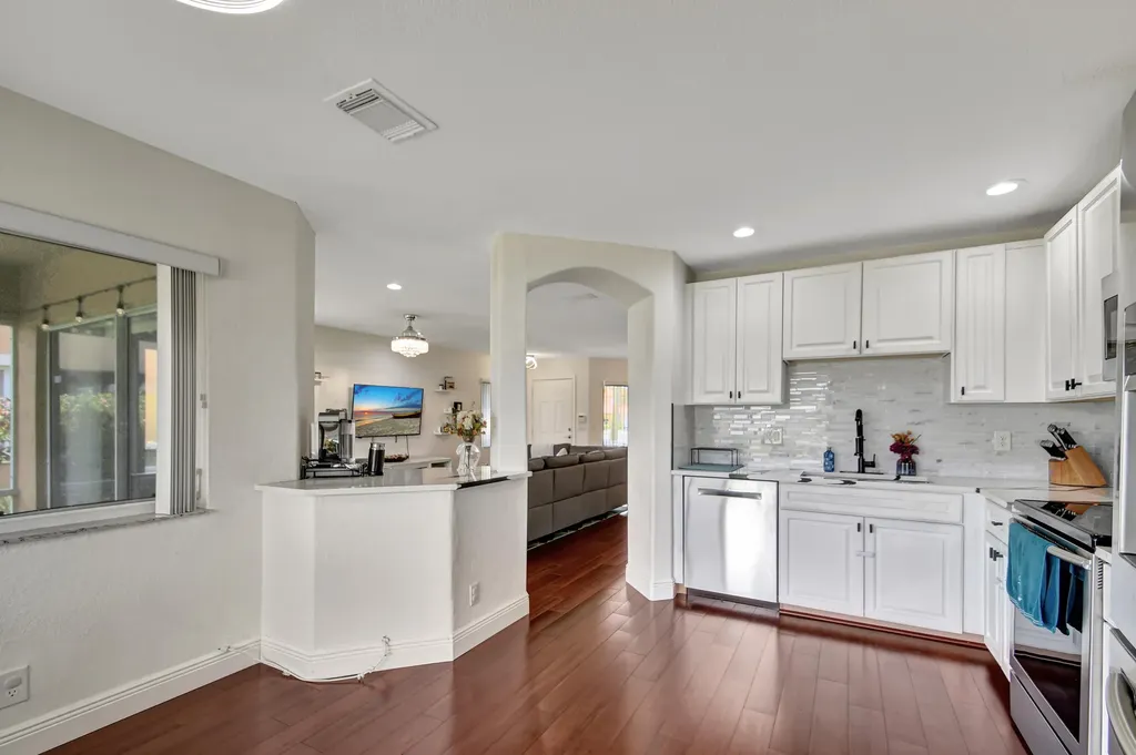 6194 Reynolds Street West Palm Beach FL 33411