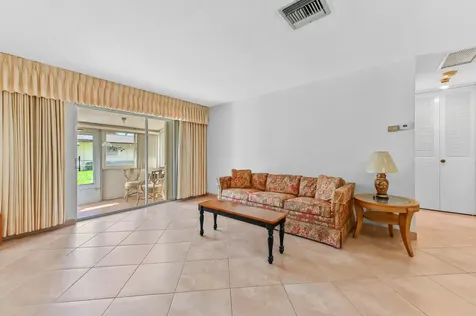 2915 Crosley Drive W West Palm Beach FL 33415