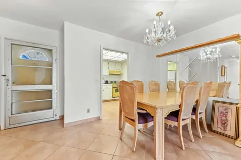 2915 Crosley Drive W West Palm Beach FL 33415