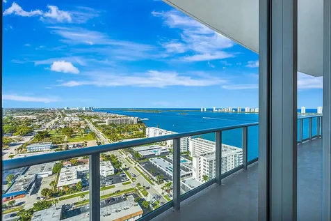 220 Lake Shore Drive Lake Park FL 33403