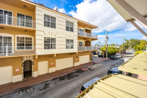 41 SW Seminole Street Stuart FL 34994