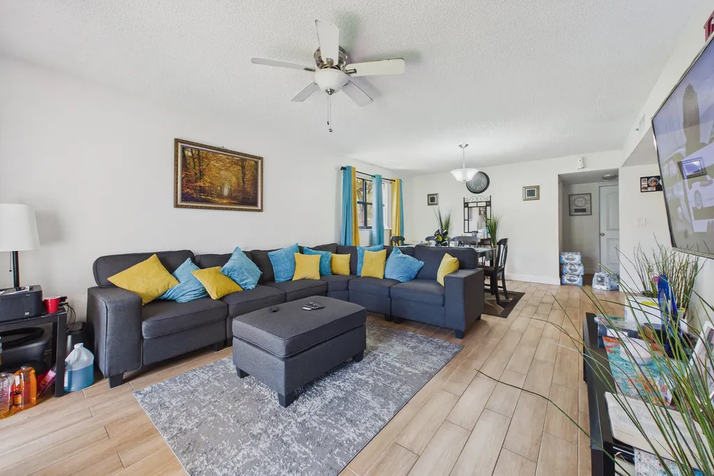 9780 Nob Hill Court Sunrise FL 33351