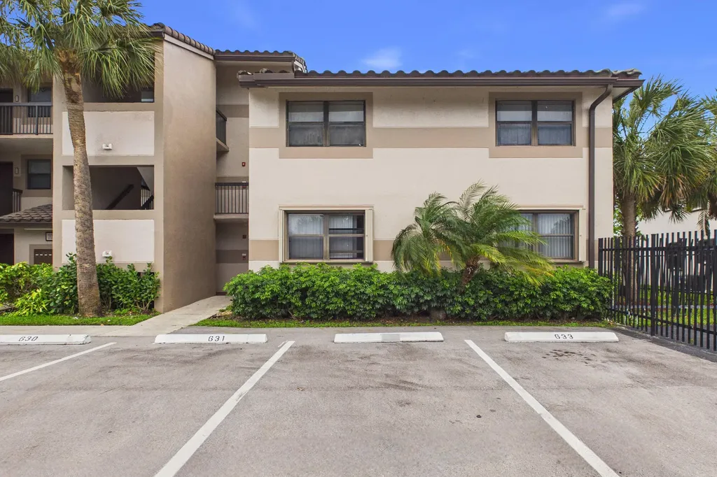 9780 Nob Hill Court Sunrise FL 33351