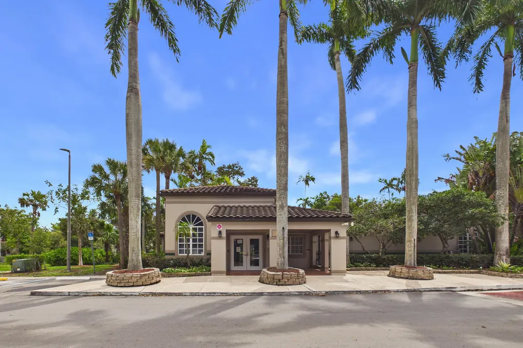 9780 Nob Hill Court Sunrise FL 33351