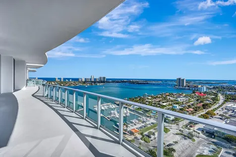 220 Lake Shore Drive Lake Park FL 33403