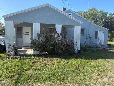 701 S 13th Street Fort Pierce FL 34950