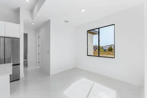 4202 NW 33rd Street Cape Coral FL 33993