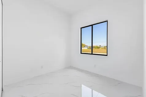 4202 NW 33rd Street Cape Coral FL 33993