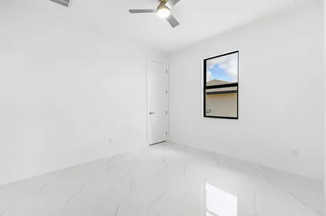 4202 NW 33rd Street Cape Coral FL 33993