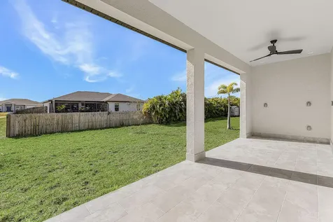 4202 NW 33rd Street Cape Coral FL 33993