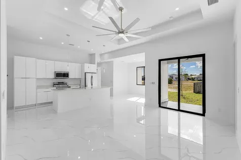 4202 NW 33rd Street Cape Coral FL 33993