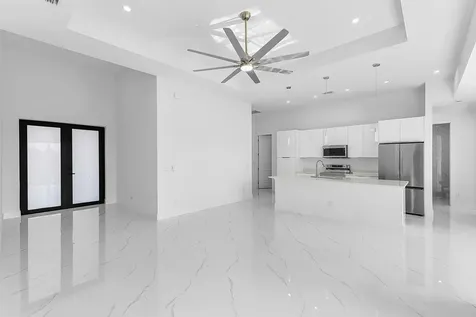 4202 NW 33rd Street Cape Coral FL 33993
